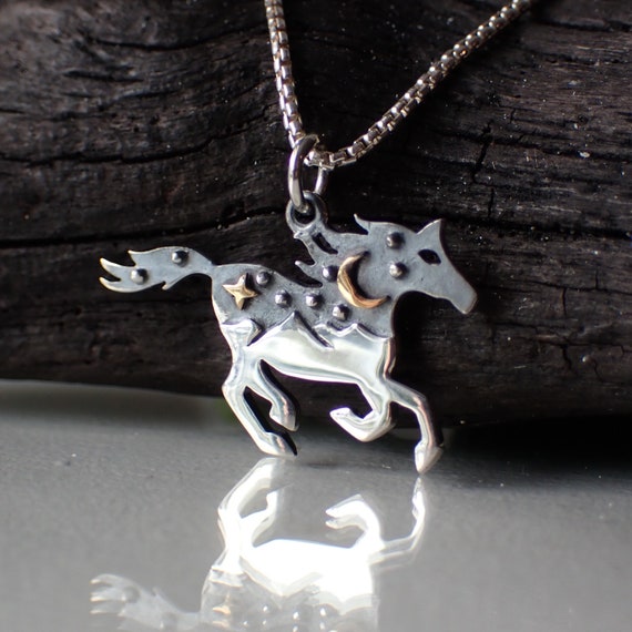 Engraved Custom Horse Necklace Animal Name Jewelry 925 Sterling Silver /  Gold or Rose Gold Plated Equestrian Gift for Christmas - Etsy | Horse  necklace, Horse jewelry, Nameplate necklace