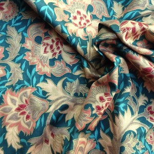 Vintage Cotton Story Tela Azul Verde Diseño Floral Jacobeo &#39;Aquaba&#39; 40&quot;L x 54&quot;W