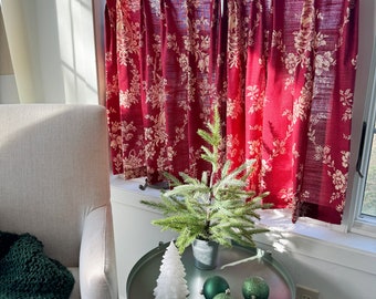 This red and ivory toile print pleated cafe curtain is the Perfect way to add color to your kitchen or bathroom and  beautiful vintage feel.