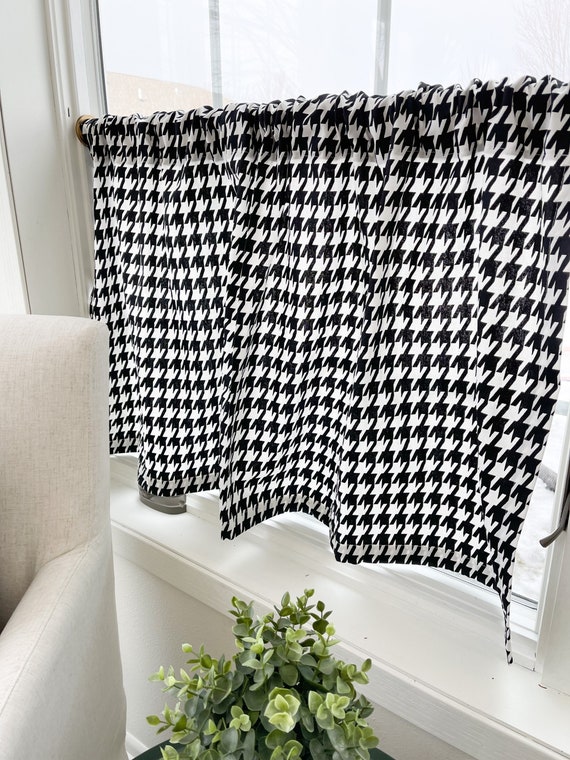 Black and white store curtains for kitchen