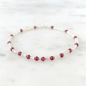 Garnet and silver nugget seed bead stretch bracelet - January birthstone