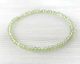 AAA peridot bead stretch bracelet, august birthstone bracelet, premium peridot gemstone green bracelet