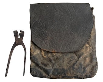 18 Th. C  Shooting Bag W/Forged Bullet Mold American  Revolutionary War Era