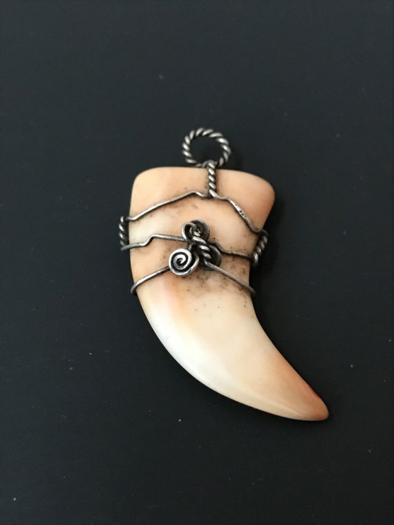 Powerful Hand Carved Stone Claw Sterling Silver Pe
