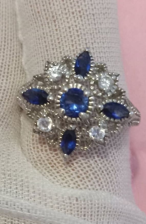 Sapphire topaz snowflake style ring SS 10