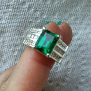 Large lab grown Emerald Ring. 7