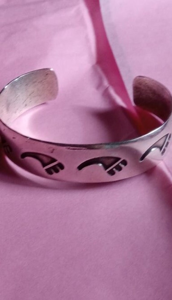 Navajo medium heavy cuff bracelet stamped design S