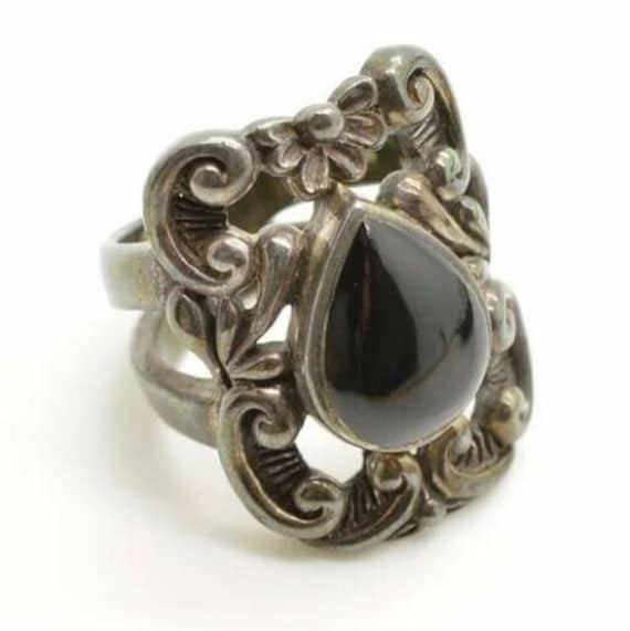 Gothic scroll tear drop onyx ring 6.5 - image 1