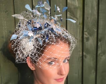 Blaue Mütze, blaue Feder Hut, Ascot Fascinator, Mutter der Braut Hut, einzigartige Fascinator, verschleiertfascinator, UK Fascinator, Feder Kopfschmuck