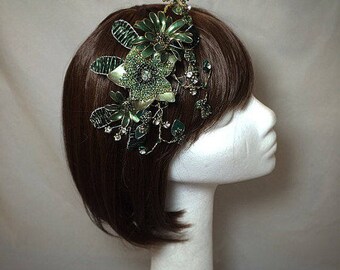 Green flower tiara , green wedding comb, wedding fascinator, green hat, UK tiara, Ornate wedding comb, Woodland theme comb, Green comb