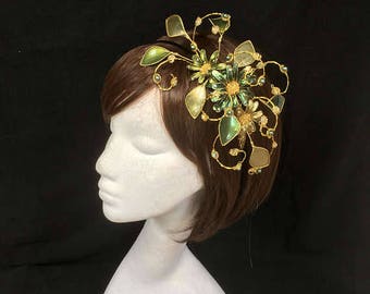 Green fascinator, Summer tiara, Flower fascinator, Wedding fascinator, Green hat, Green tiara, Uk fascinator, Bespoke green fascinator