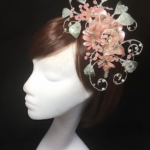 Vintage floral fascinator, 1950s hat, vintage millinery, flower hat, cocktail hat, wedding hat, summer fascinator, tea party fascinator