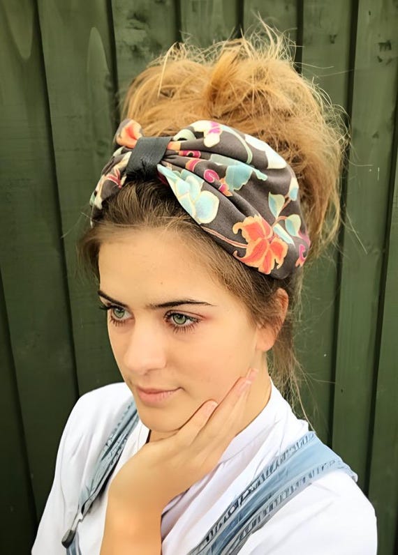 Vintage Floral Turban, Headscarf, Vintage Hairband, Suade  display picture 1