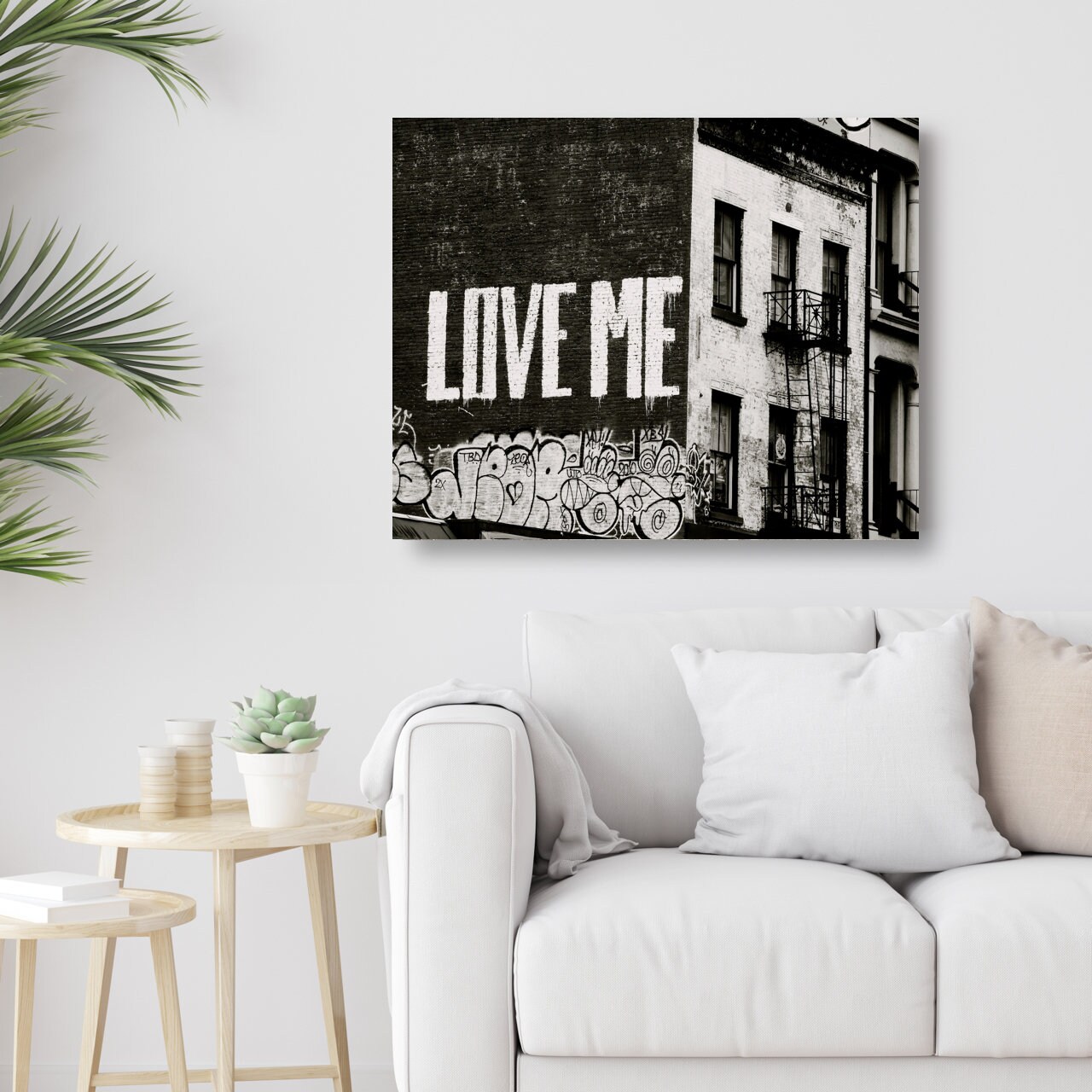 美品 LOVE ME キャンバスアート プリント LOVE ME - Canvas Print - Black and White Graffiti Art - New