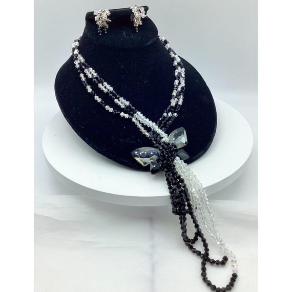 1990年代のファセットブラック＆クリアクリスタルネックレス