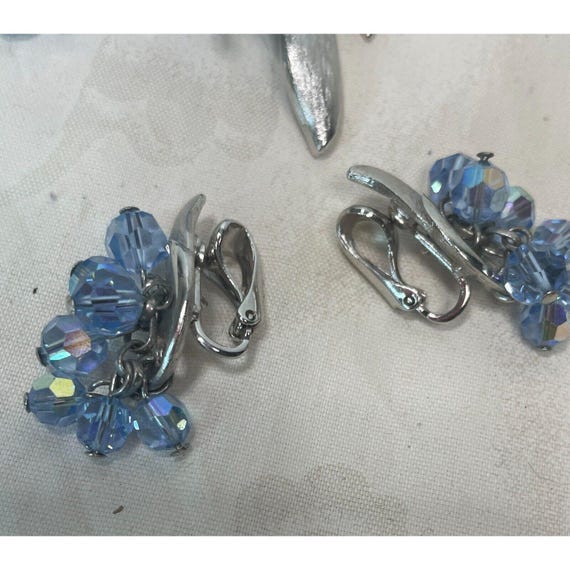 Crystal Aurora Borealis Grape Cluster Brooch Earr… - image 6