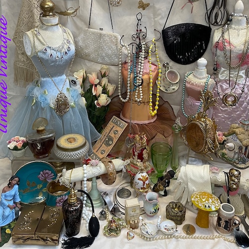 2000 Britney Spears C Watch Rocks Animated Fashion Watch NOS