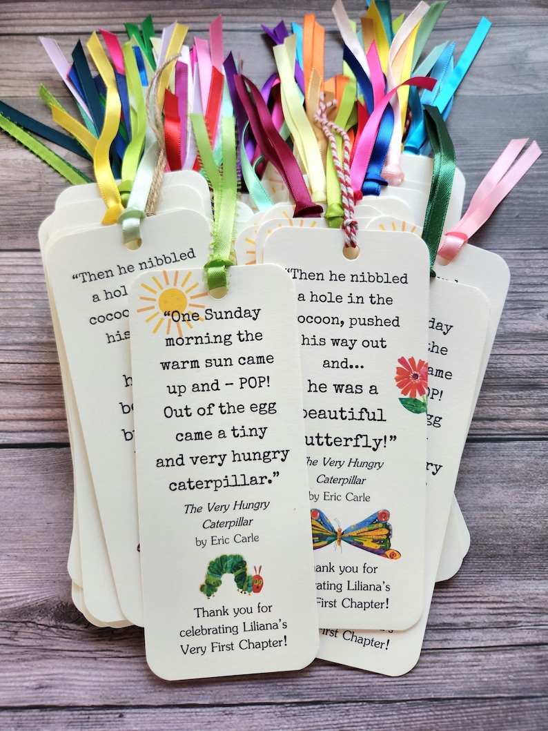 Set of 8 HANDMADE Bookmark Favors Baby Shower Birthday Party Favors / Children Book Quotes / The Very Hungry Caterpillar / Storybook Theme bild 3