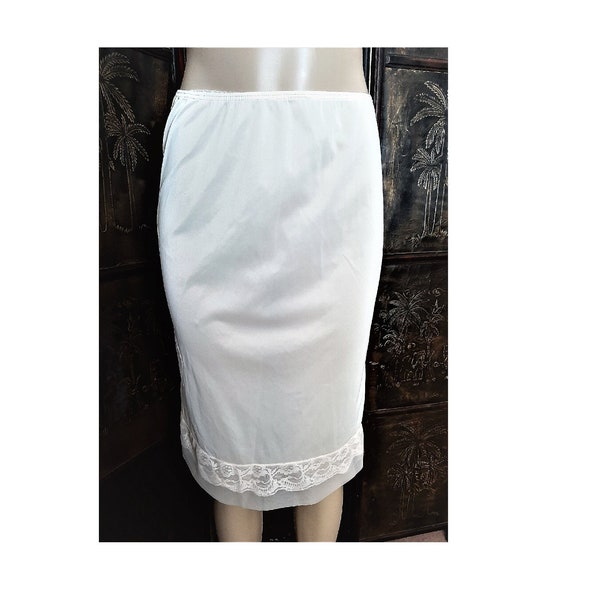 Movie Star Half Skirt Slip Size Small, Champagne/Off White Color, Below Knee, Beautiful Lace at Hem, 70's Circa, Insured Shipping