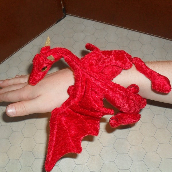 Schnittmuster für Wearable Dragon Plüschi