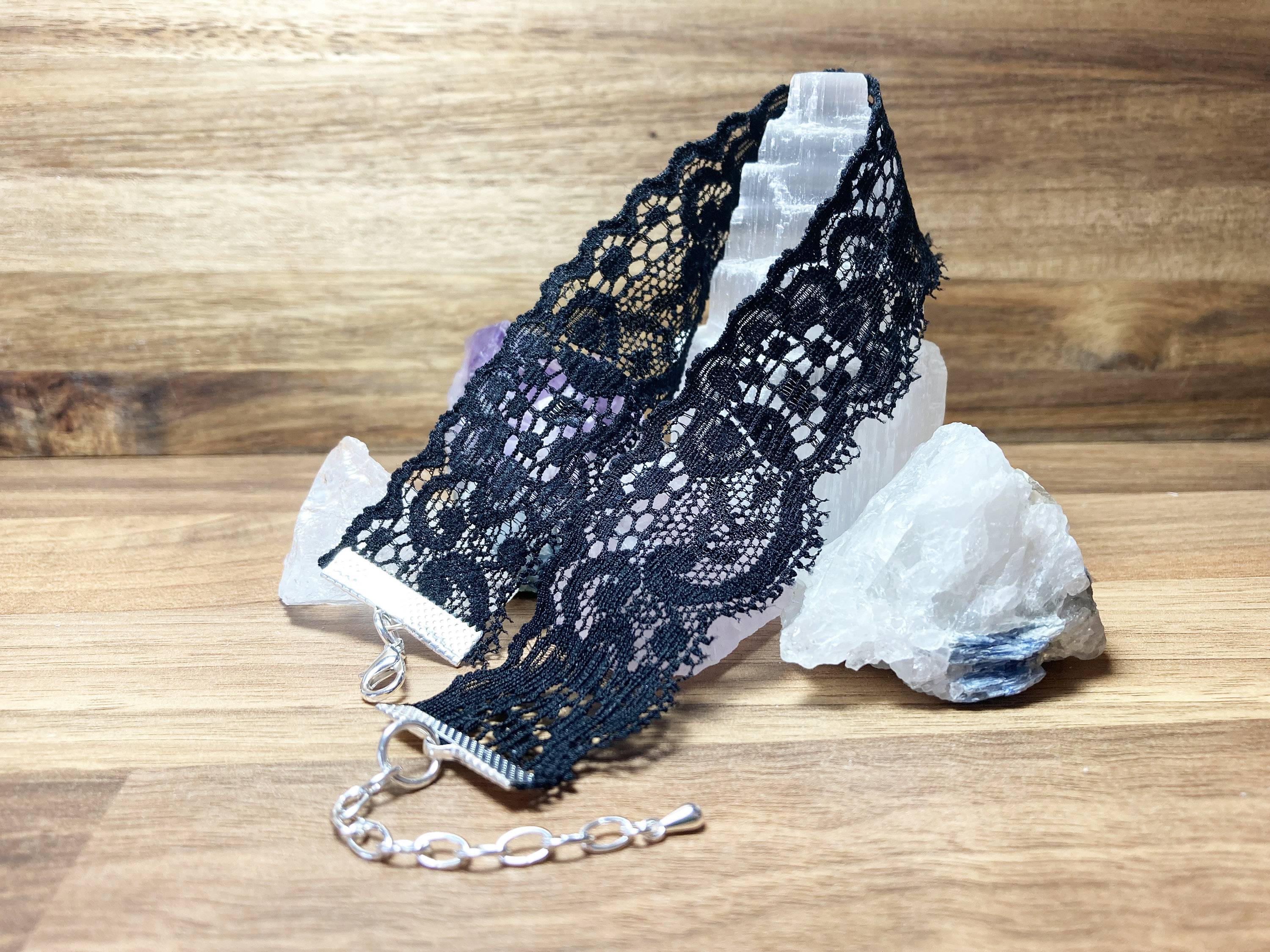Dropship Gothic Necklace Lace Fake Collar Metal Body Chain Flower Lace  Bikini Body Chain to Sell Online at a Lower Price