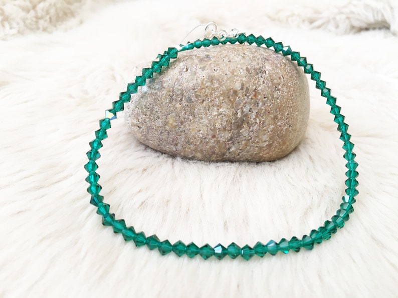 Emerald Green Choker Necklace. Preciosa Beaded Choker. Crystal Beaded Sparkle Choker. Preciosa jewellery. UK