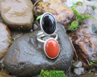 Statement ring, double stone, Red Jasper, Onyx, handmade, stone, statement ring, metalwork, cocktail ring, jewelry, ring, red and black