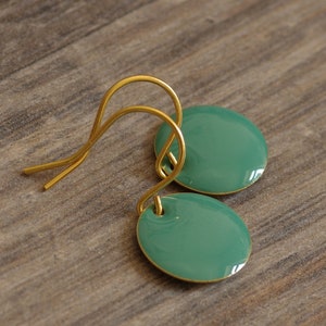 fine small enamel earrings in turquoise gold