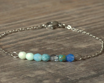 zartes silbernes Armband blau gr/ün mix
