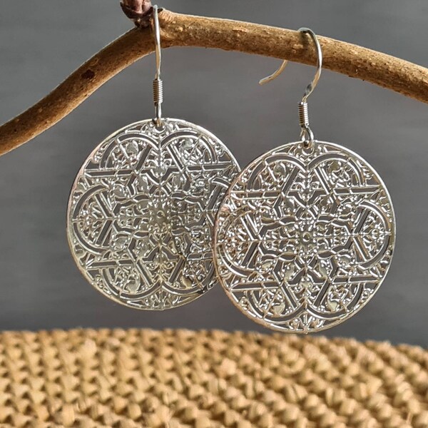 filigree earrings mandala ornament in silver