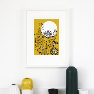 Original Druck - Limitierter Siebdruck - Florales Kunstwerk - Hirtentasche und Kornblume - Ocker Kunst - Senfgelb Druck