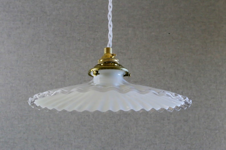 Antique french ceiling light in white pleated glass, french pendant lamp new brass holder and socket new electric cable image 2