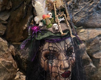 Spooky Cemetery Spider Fasinator -  Costume Hat - Spider Web Veil Fascinator Hat