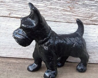 Cast Iron Black /& White Scottie Scottish Terrier Dog Model Figurine