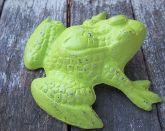 Cast Iron Frog Paper Weight Green Frog Home Decor Office Shelf Display Yard Garden Decor