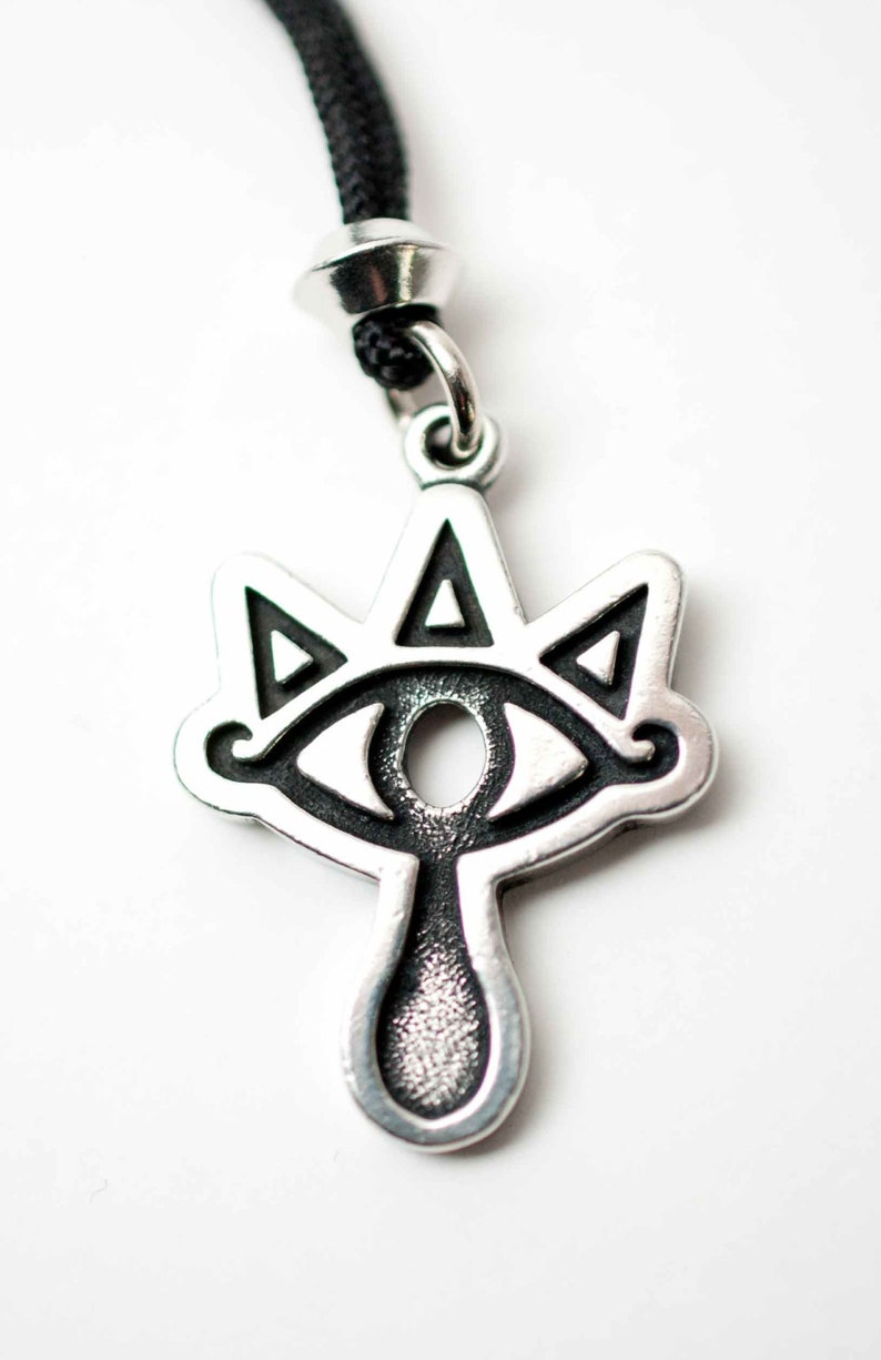 Lens of Truth necklace in antiqued Hallmark pewter talisman Etsy