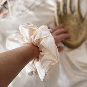 Jumbo, vanilla oversized satin scrunchie