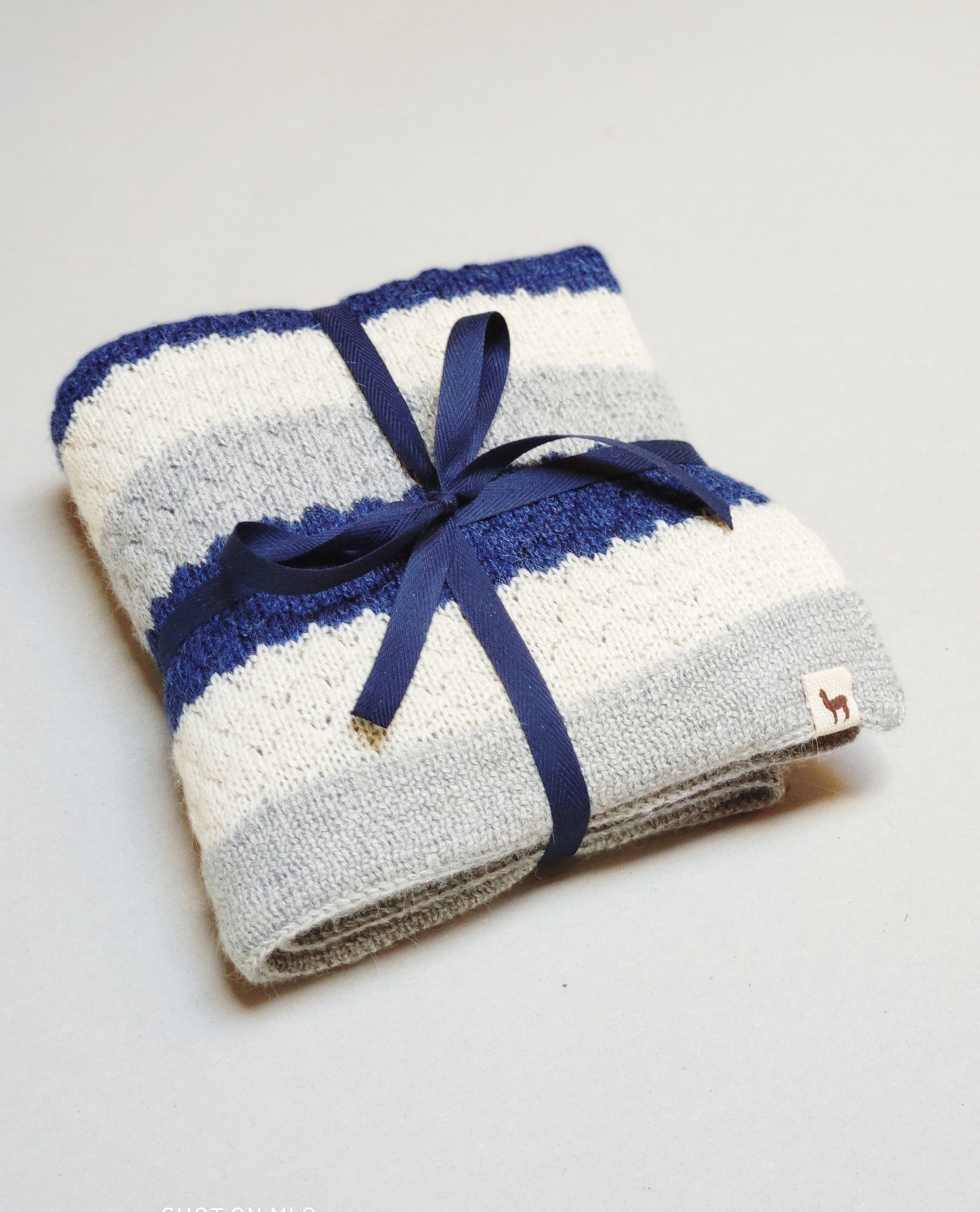 Couverture Rayée de Bébé Dans L'alpaga 100%