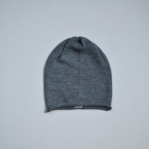 Roll edge slouchy beanie for woman image 2
