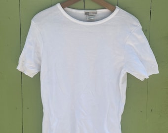 White knit shirt