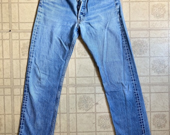 27 Waist Vintage 501 Levi’s. Button fly/Red tab.
