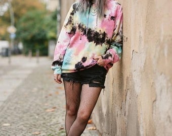 Sudadera con capucha negra en tonos pastel con efecto tie-dye - Top con capucha teñido a mano