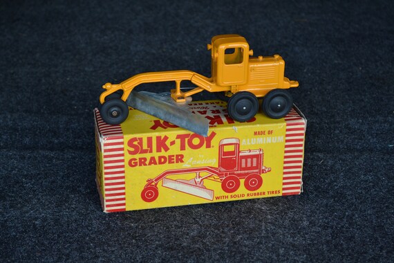 antique construction toys