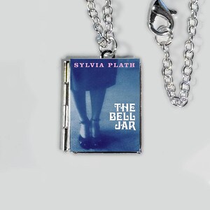 La campana de cristal - Guardapelo de la portada del libro