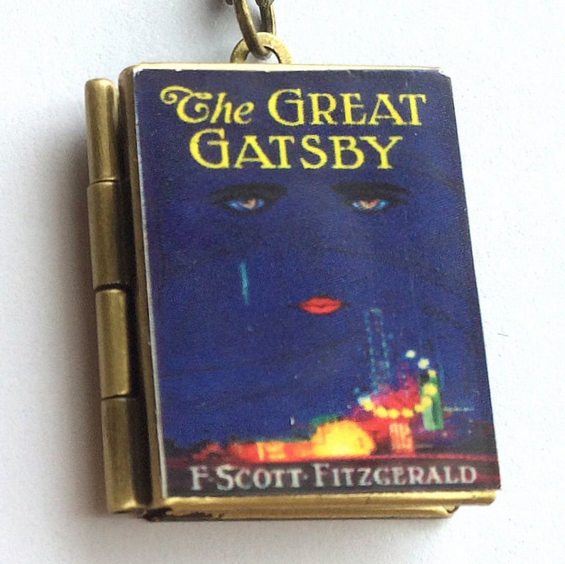 Great Gatsby, The Book Cover Locket image 1