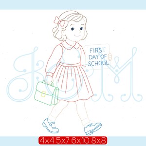 Menina de volta às aulas com mochila e placa de primeiro dia de aula, design de bordado à máquina estilo vintage, ponto rápido para crianças