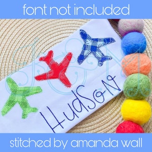Simple Airplane Outline Line of Three in a Row Blanket Stitch Applique Vintage Style Machine Embroidery Design