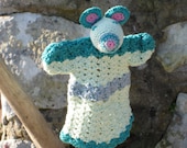 green mice pupett