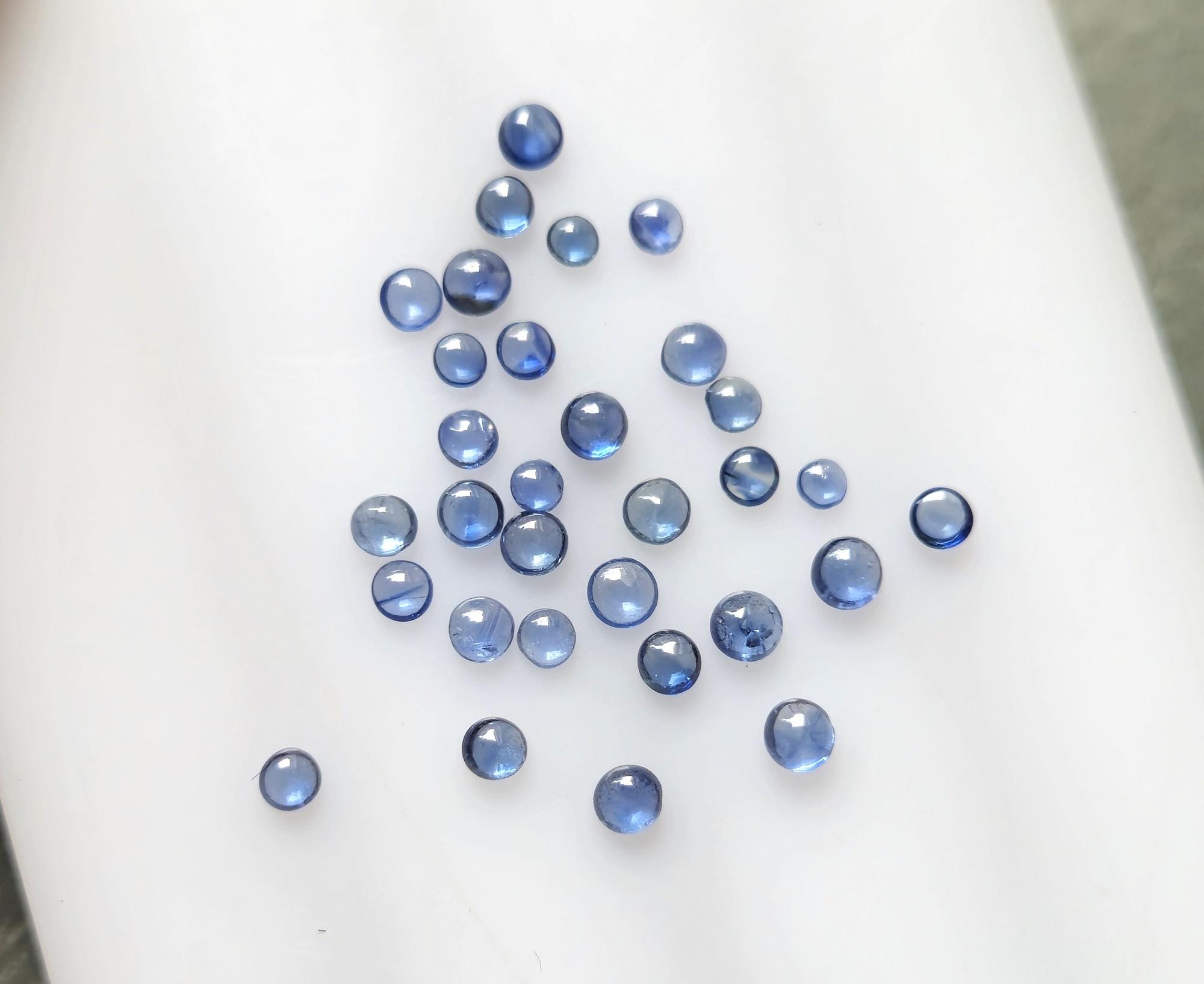 Bague de mariage ronde en saphir bleu de 2 mm pour femme en argent