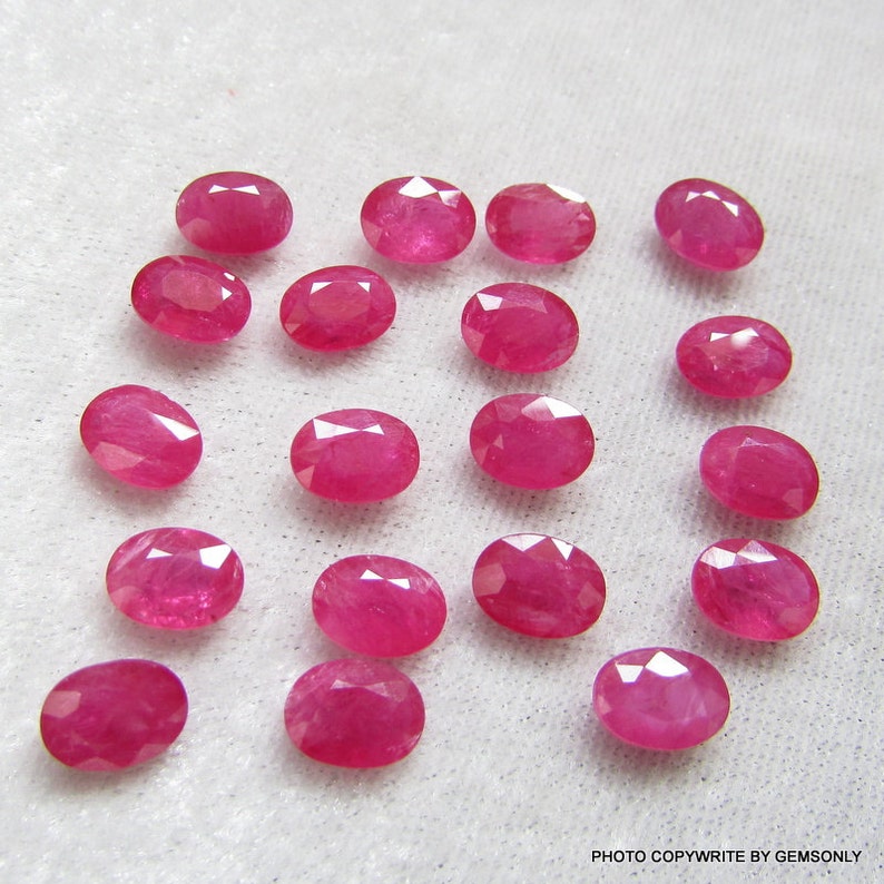 1pc RUBY oval CUT 6X8MM translucent ruby 6X8mm oval birthstone ruby nice quality ruby gemstone 6X8mm oval HEATED ruby Mozambique nice lot image 3